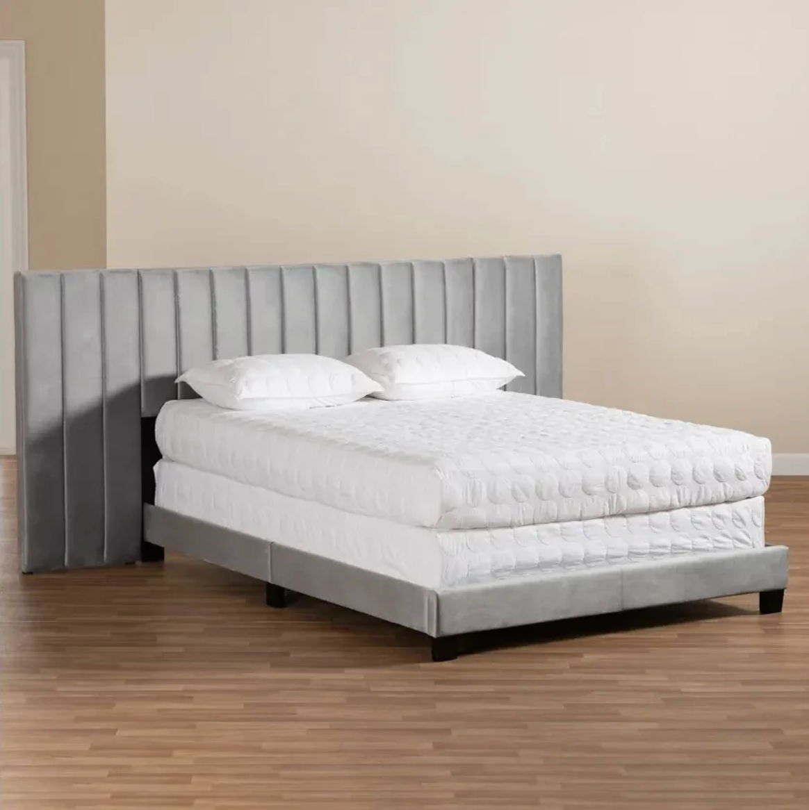 Loren Bed